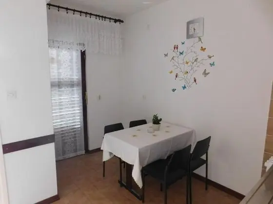 Apart Daire (Mili - near the sea and the centar of)