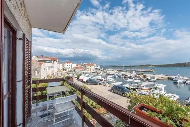 Apart Daire (Mili - near the sea and the centar of)