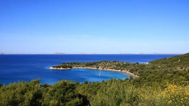 Apart Daire (Mili - near the sea and the centar of)