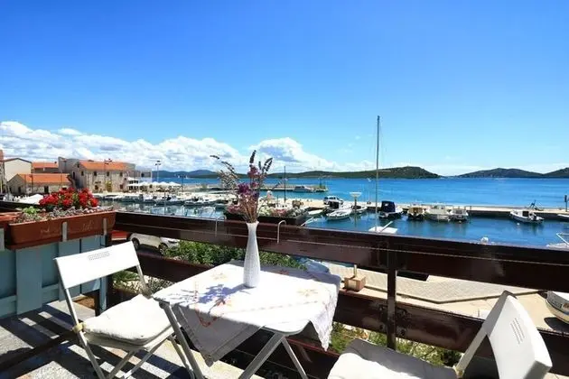 Apart Daire (Mili - near the sea and the centar of)