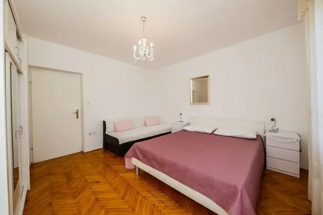 Apart Daire (Milica - parking and garden - A1(6))