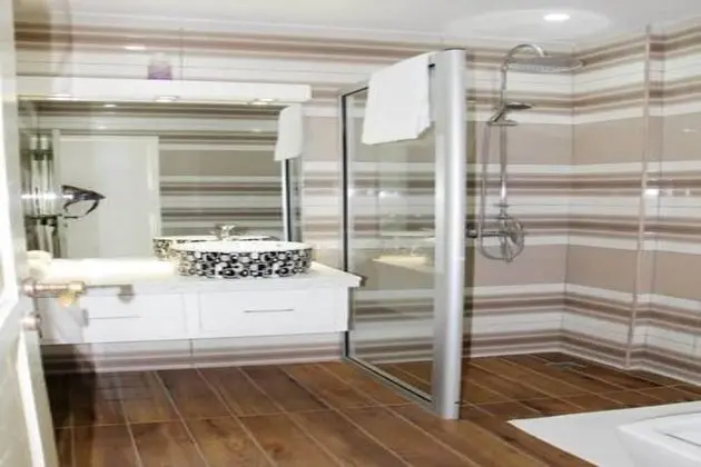 Superior Oda, 1 En Büyük (King) Boy Yatak, Sigara İçilmez, Balkon