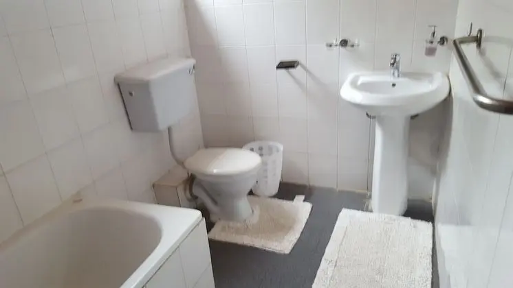 Tek Büyük Yataklı Oda, Balkon (Private Bathroom)