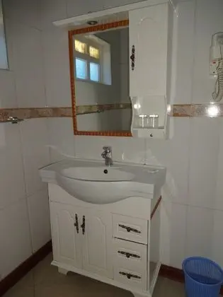 Üç Kişilik Oda