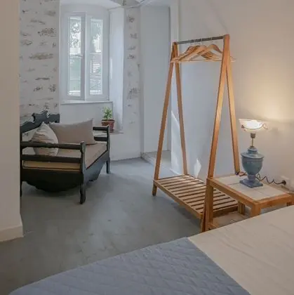 Basic Tek Büyük Yataklı Oda