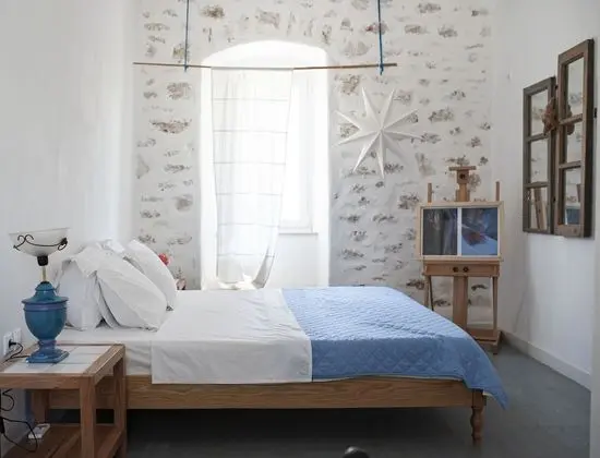 Basic Tek Büyük Yataklı Oda