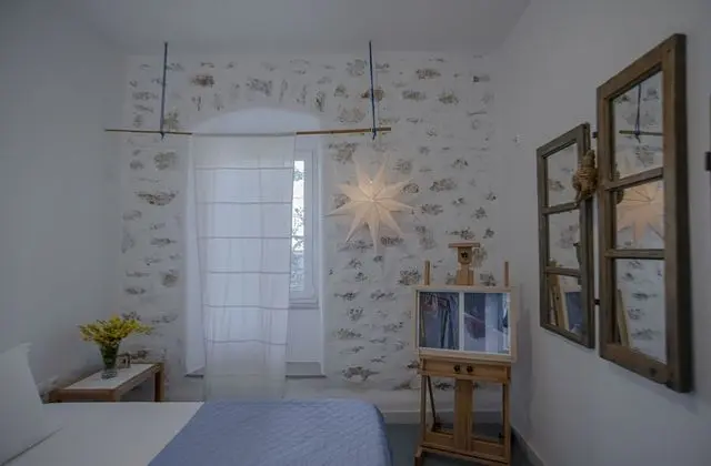 Basic Tek Büyük Yataklı Oda