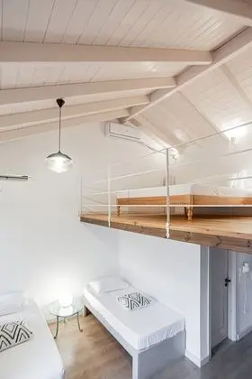 Deluxe Dört Kişilik Oda