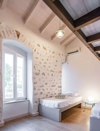 Deluxe Dört Kişilik Oda