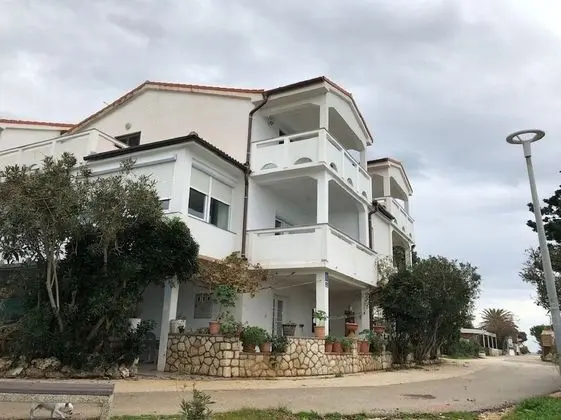 Apart Daire (Milja - 10 m from sea - A3(3+2))