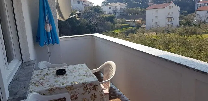 Apart Daire (Miljenko - 150 m from beach - A2(2+1))