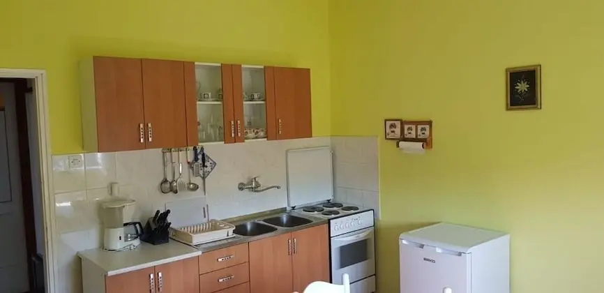 Apart Daire (Miljenko - 150 m from beach - A2(2+1))