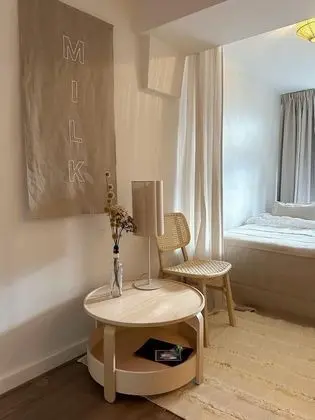 City Tek Büyük Yataklı Oda