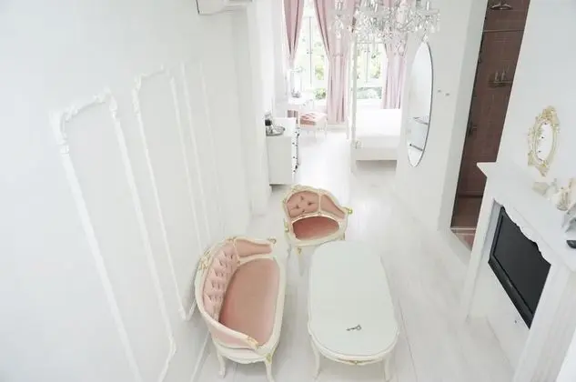 Romantic Tek Büyük Yataklı Oda