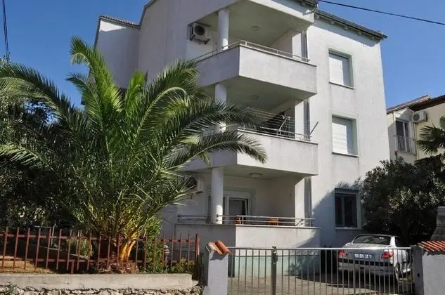 Apart Daire (Milka - 150 m from sea - A1(2+2))