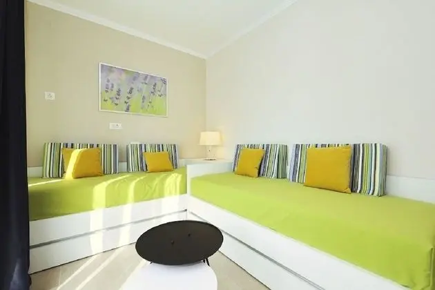 Ev (Villa Milka - heated pool - H(12))