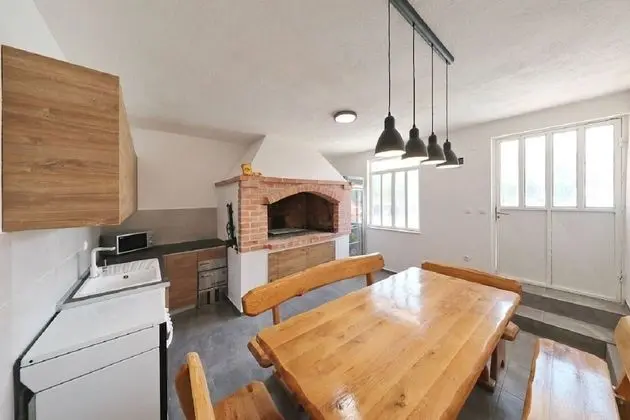 Ev (Villa Milka - heated pool - H(12))