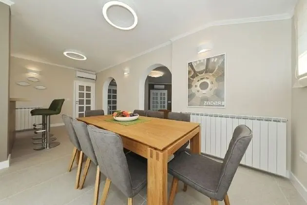 Ev (Villa Milka - heated pool - H(12))