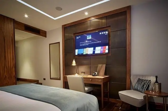 Standard Tek Büyük veya İki Ayrı Yataklı Oda (Pitch view)