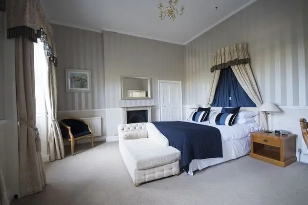 Executive Tek Büyük Yataklı Oda