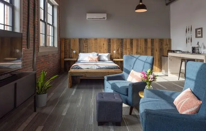 Tek Büyük Yataklı Oda