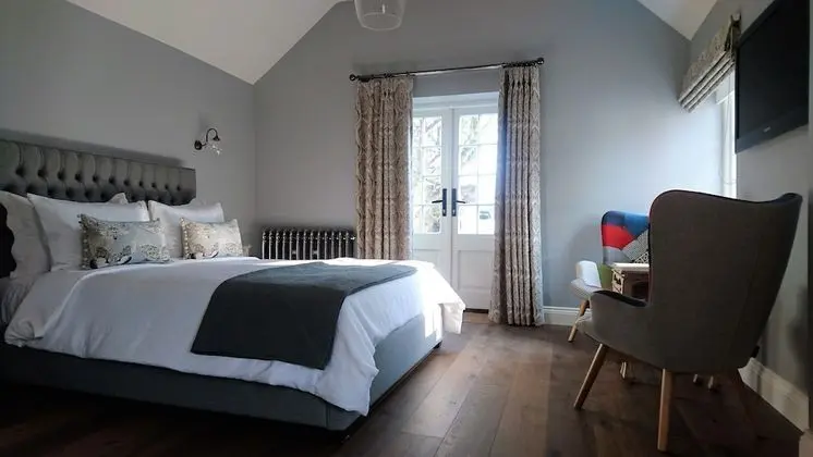 Deluxe Oda, 1 En Büyük (King) Boy Yatak, Küvet