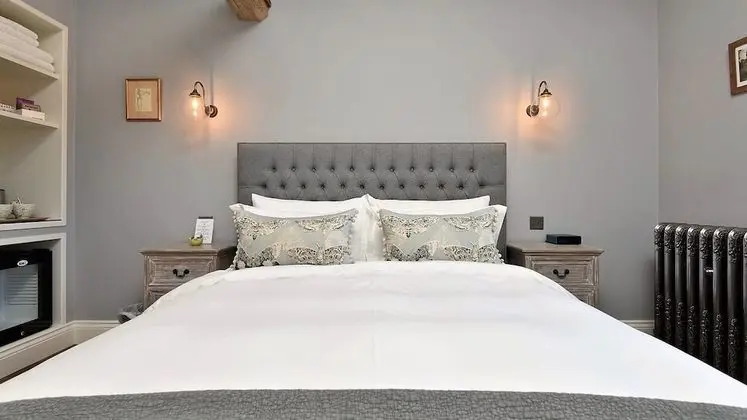 Deluxe Oda, 1 En Büyük (King) Boy Yatak, Küvet