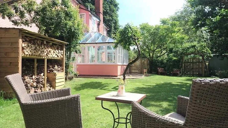 Deluxe Oda, 1 En Büyük (King) Boy Yatak, Şömine, Bahçeli