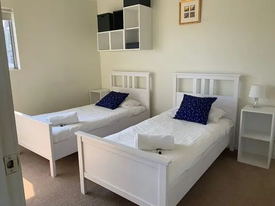 Business Apart Daire, 2 Yatak Odası, Okyanus Manzaralı, Avlu (Two-Bedroom Apartment)