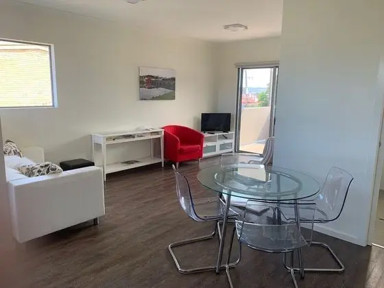 Business Apart Daire, 2 Yatak Odası, Okyanus Manzaralı, Avlu (Two-Bedroom Apartment)