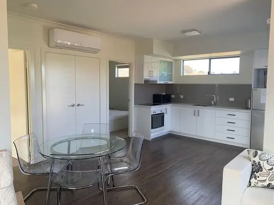Business Apart Daire, 2 Yatak Odası, Okyanus Manzaralı, Avlu (Two-Bedroom Apartment)