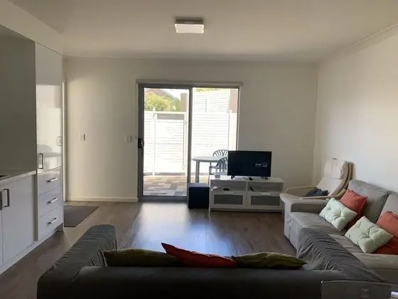 Business Apart Daire, 2 Yatak Odası, Zemin Kat (Two-Bedroom Apartment)