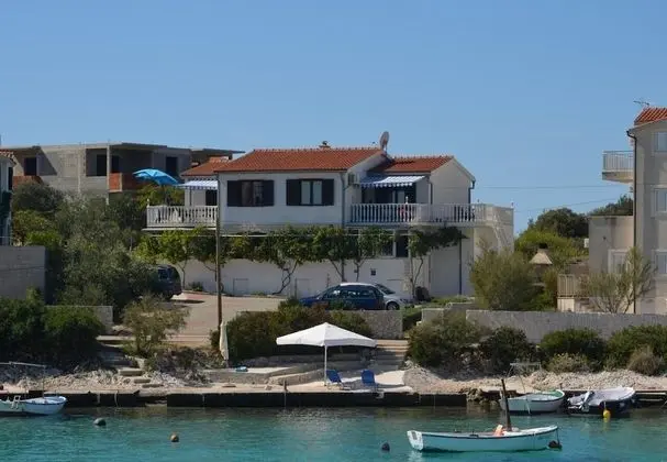 Apart Daire (Milla - by the beach - A1(4+2))