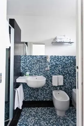 Tek Büyük Yataklı Oda, Balkon