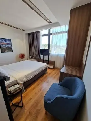 Basic Tek Büyük Yataklı Oda
