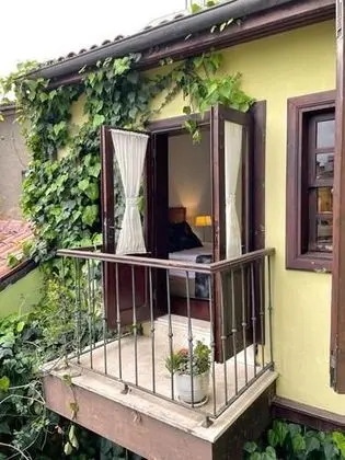 https://images.odamax.com/img/1024x768/odamax/image/upload/Mille_Hotel_Kalei_i_202510101116336_balcony_3.jpg