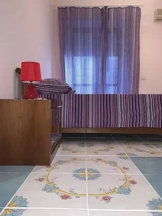 Romantic Tek Büyük Yataklı Oda, Balkon, Deniz Manzaralı