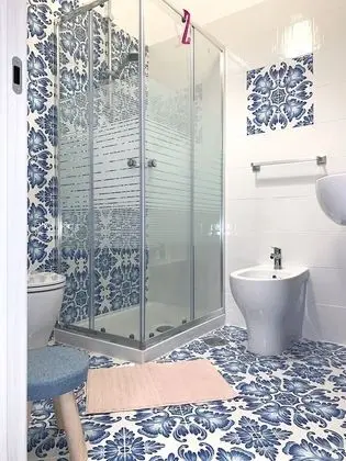 Romantic Tek Büyük Yataklı Oda, Balkon, Deniz Manzaralı
