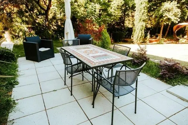 Villa, Sigara İçilebilir