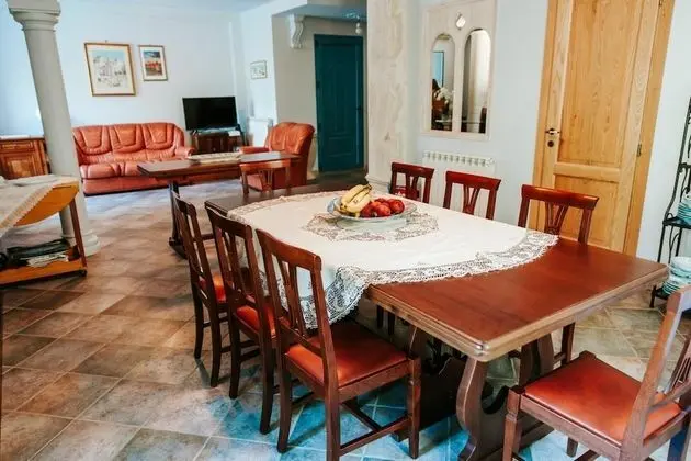 Villa, Sigara İçilebilir