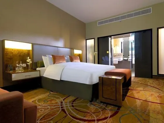 Family Suite with One King bed