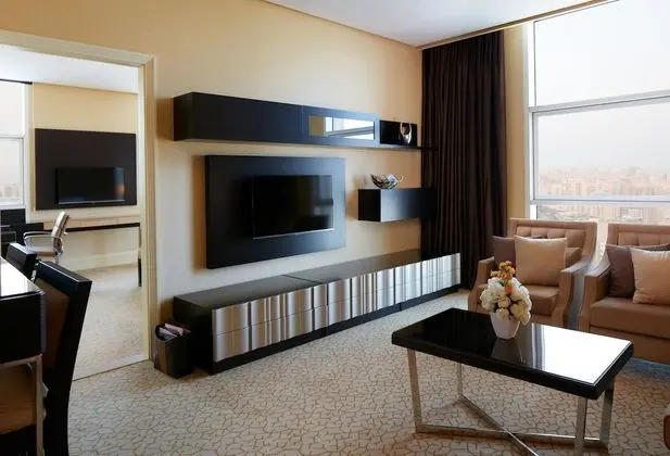 Club Room Twin Beds with Executive Lounge Access