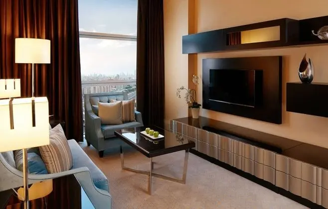 Club Room Twin Beds with Executive Lounge Access