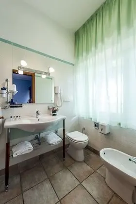 Classic Tek Büyük veya İki Ayrı Yataklı Oda