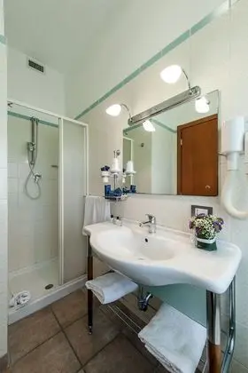 Classic Tek Büyük veya İki Ayrı Yataklı Oda