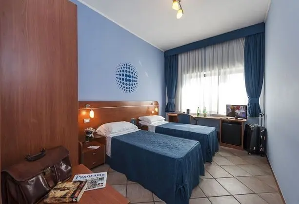 Classic Tek Büyük veya İki Ayrı Yataklı Oda