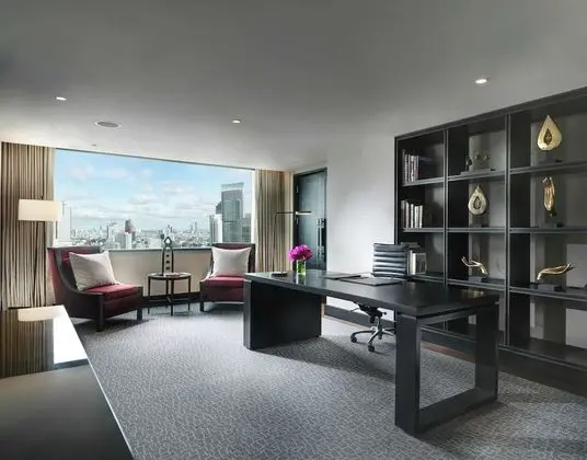 Royal Süit, 1 Yatak Odası, Business Dinlenme Salonu Kullanımı, Nehir Manzaralı