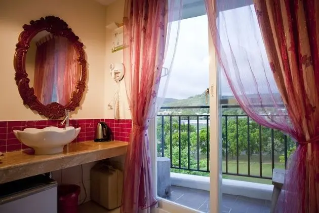 Standard Tek Büyük Yataklı Oda, 1 Büyük (Queen) Boy Yatak, Balkon, Dağ Manzaralı