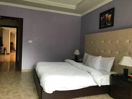 Exclusive Tek Büyük Yataklı Oda