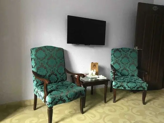 Executive Üç Kişilik Oda